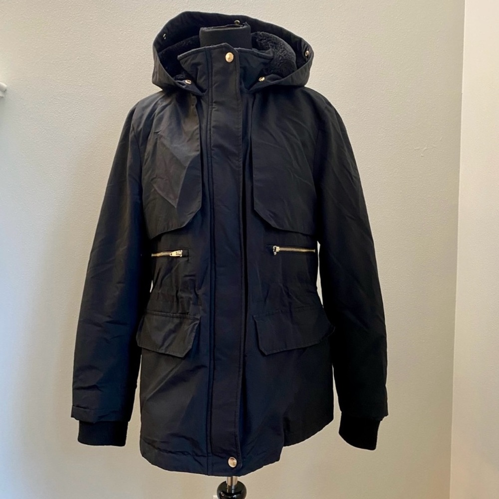 Zara Basic Outerwear Hooded Black Coat with Gold accents SZ L
